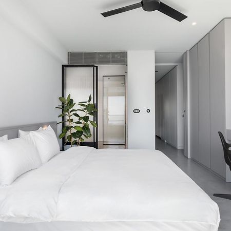 Nero Luxury Suites By Zennova Thessaloníki Exteriör bild