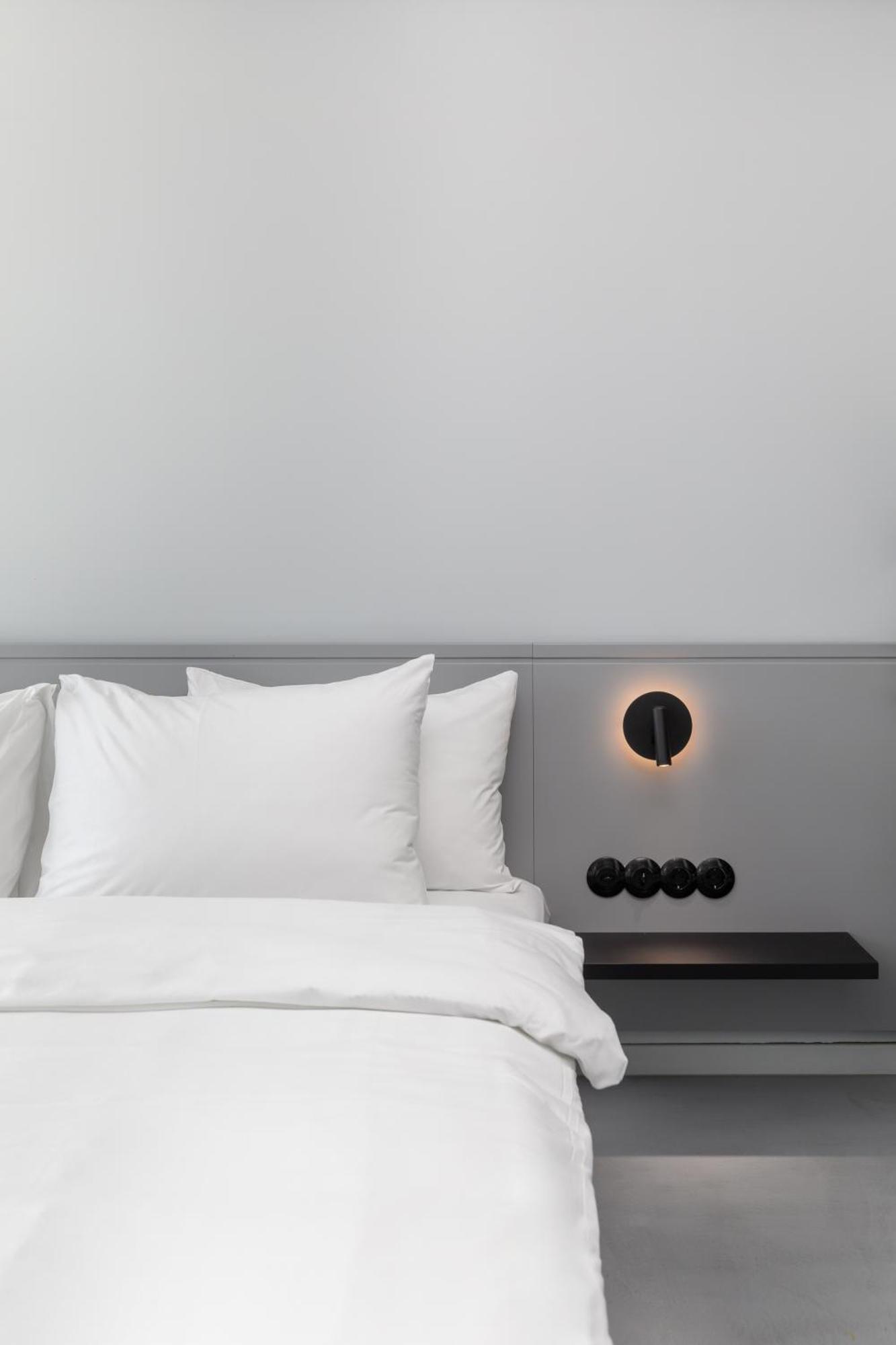 Nero Luxury Suites By Zennova Thessaloníki Exteriör bild